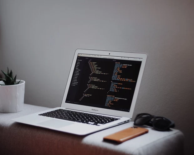 Como solucionar os problemas de som com o seu telemóvel ou computador?