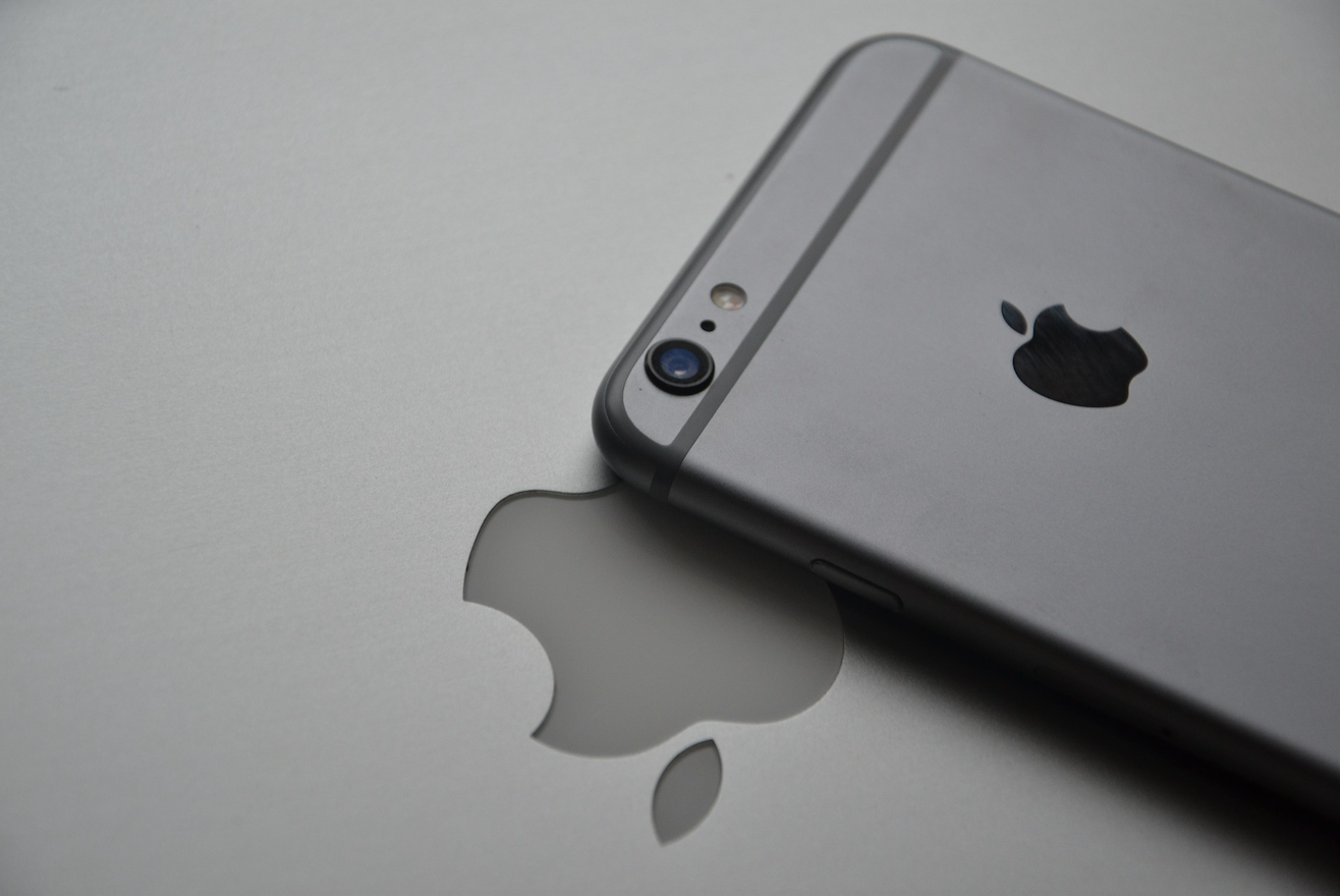 ¿Sabes por qué el uso de "i" en los productos de Apple?  blog post