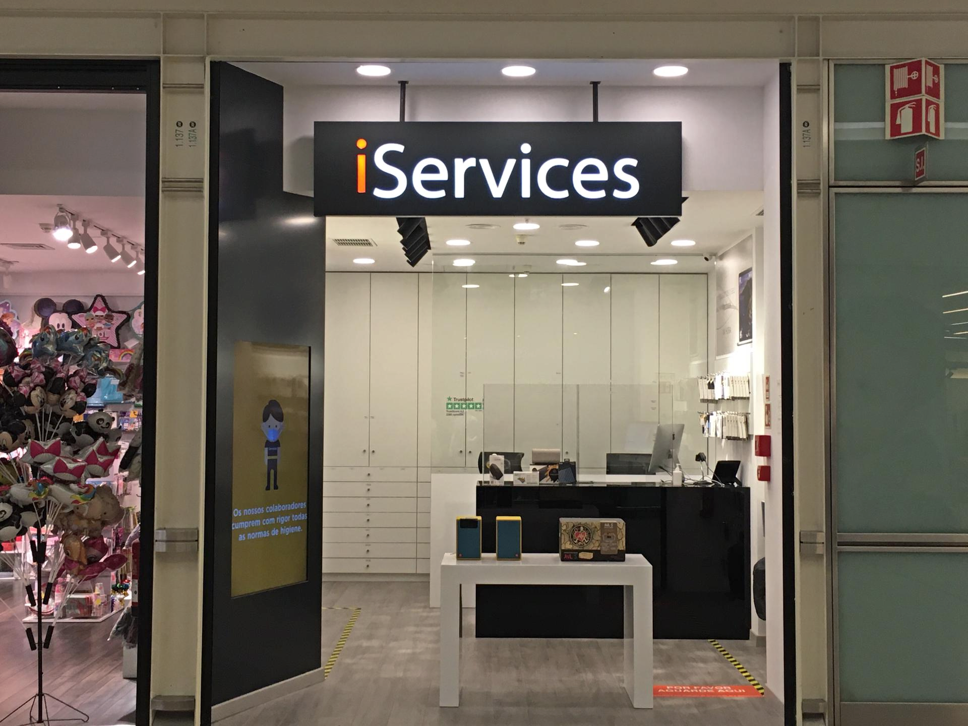 iServices Abre Loja no Strada Outlet